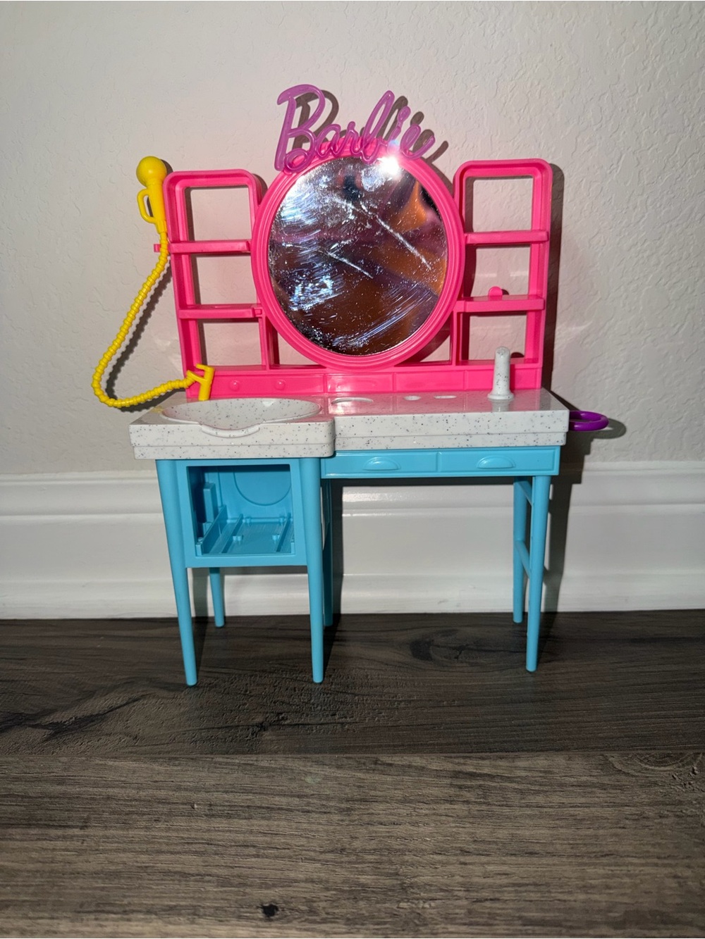 Barbie Bright Pink & Light Blue Vanity with Mirror